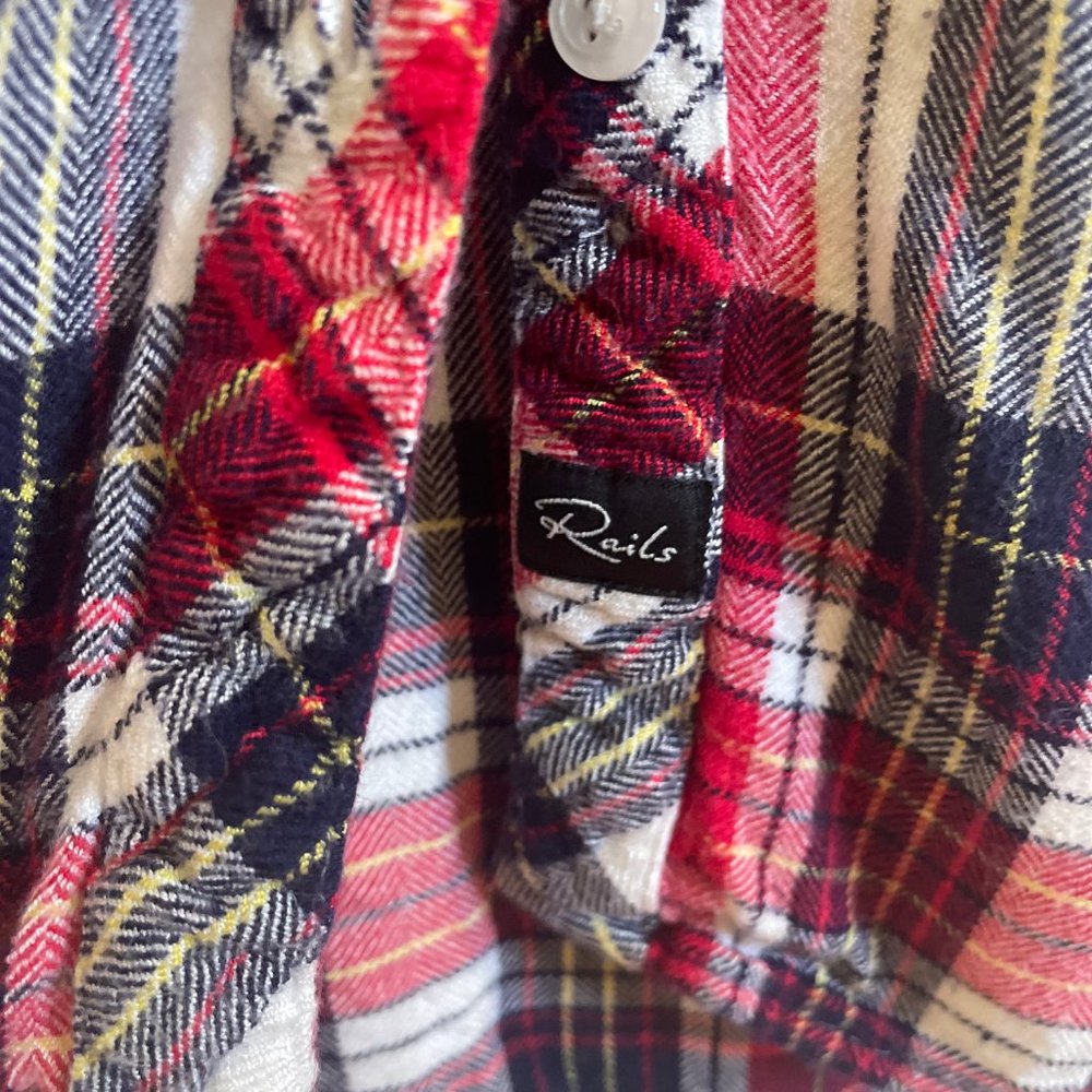 Women's Rails Button Down Blouse Size Medium - image 4